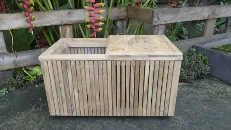 Product image 3 of the product “Rectangular Planter with Lid, 37 cm Height | Teak Wood, Natural Finish ”